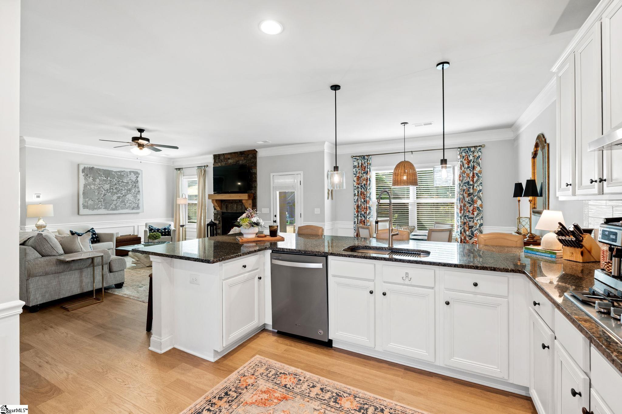 265 Delbourne Lane Greer, SC 29651 - Photo 12 of 47