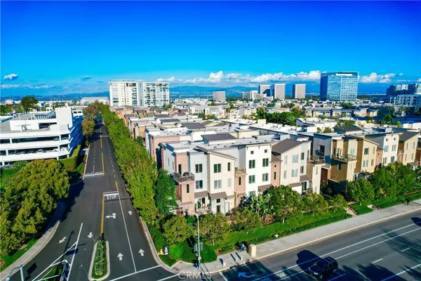 $1,150,000 | 81 Waldorf, Irvine, CA 92612