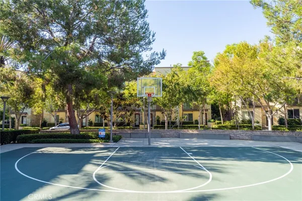 $1,150,000 | 81 Waldorf, Irvine, CA 92612