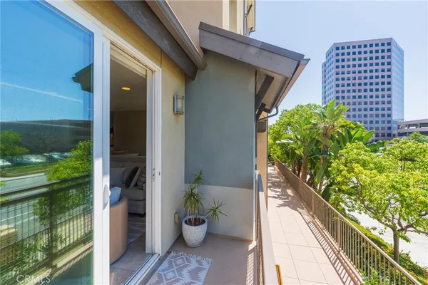 $1,150,000 | 81 Waldorf, Irvine, CA 92612
