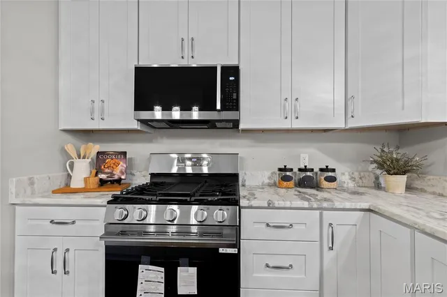 $469,000 | 625 Aspen Trace Drive, St. Peters, MO 63376