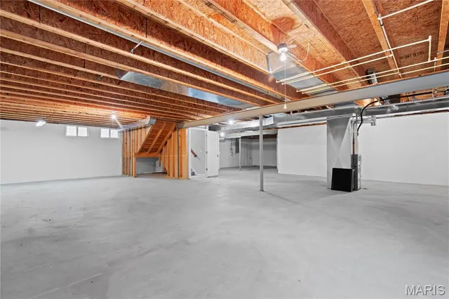 $469,000 | 625 Aspen Trace Drive, St. Peters, MO 63376