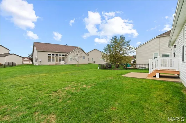 $469,000 | 625 Aspen Trace Drive, St. Peters, MO 63376