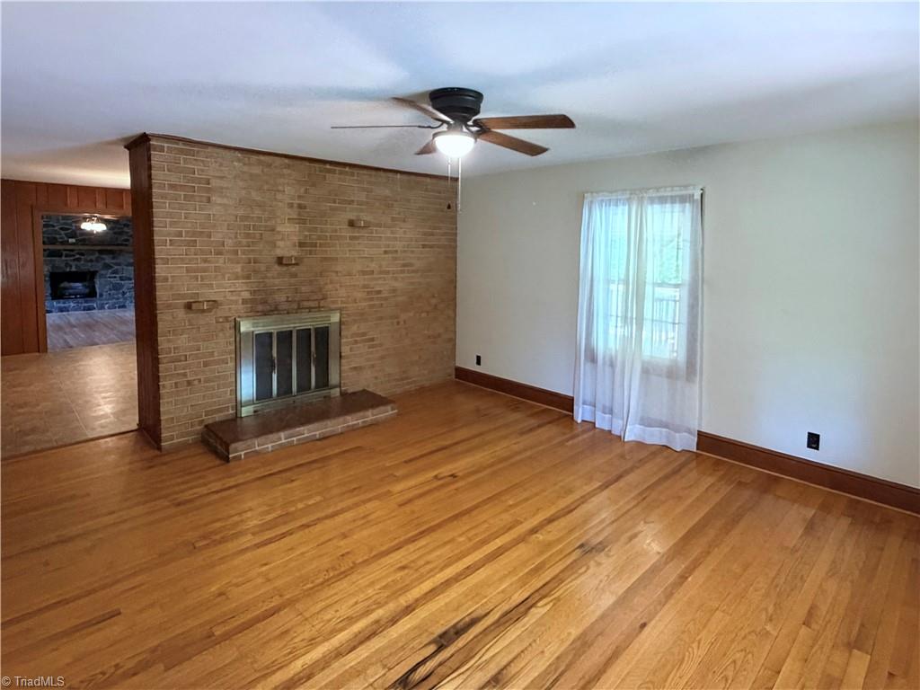 176 West Robin Road Elkin, NC 28621 - Photo 3 of 25