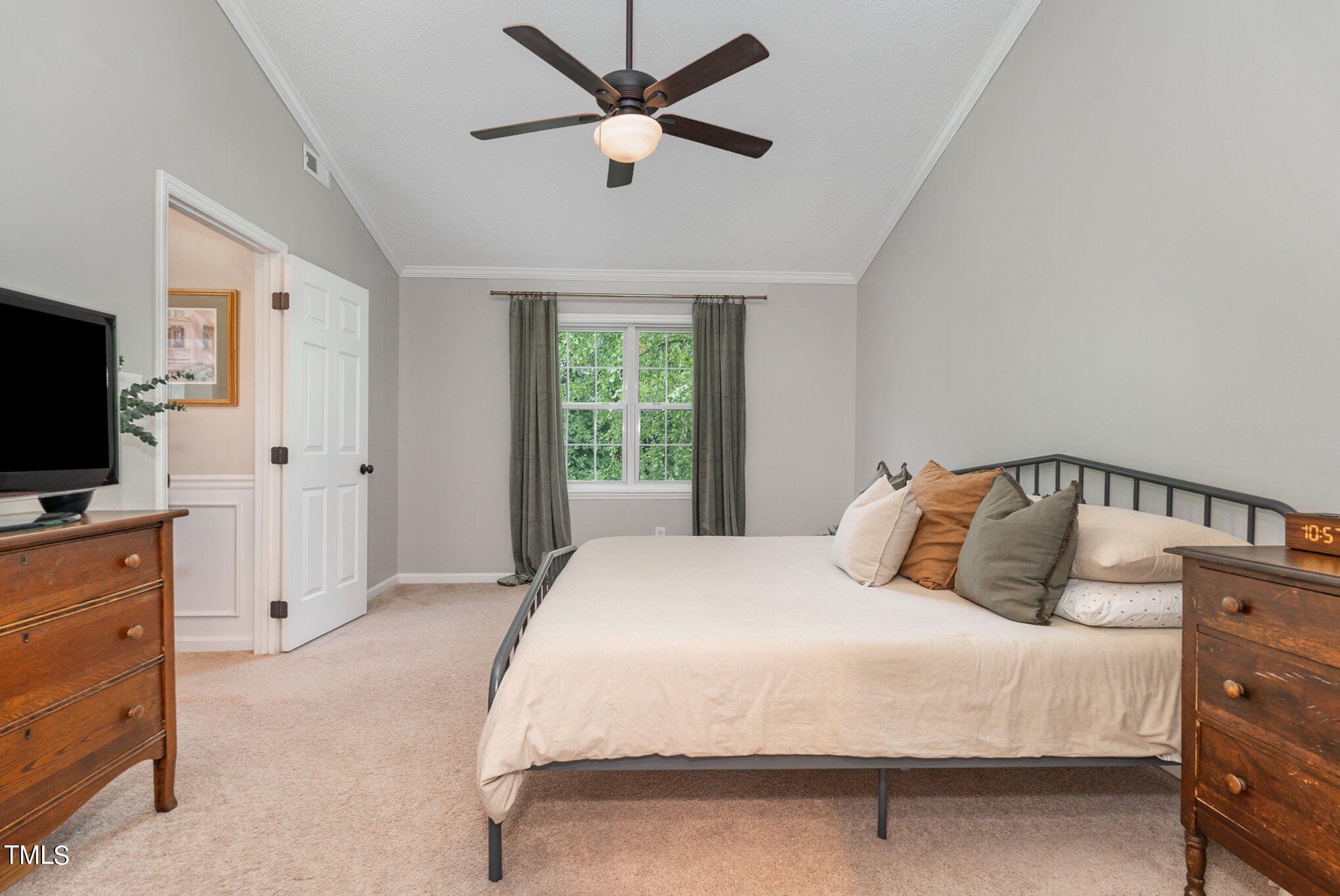 6911 Coventry Ridge Road Raleigh, NC 27616 - Photo 22 of 36 Primary Suite