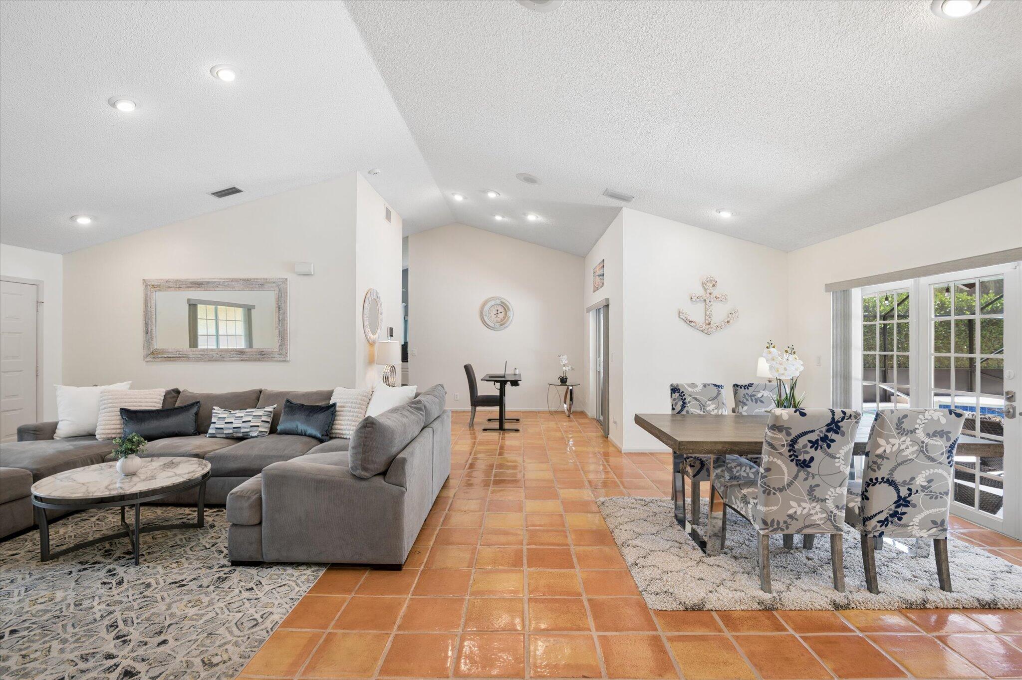 10080 Canoe Brook Circle Boca Raton, FL 33498 - Photo 5 of 30 Great Room