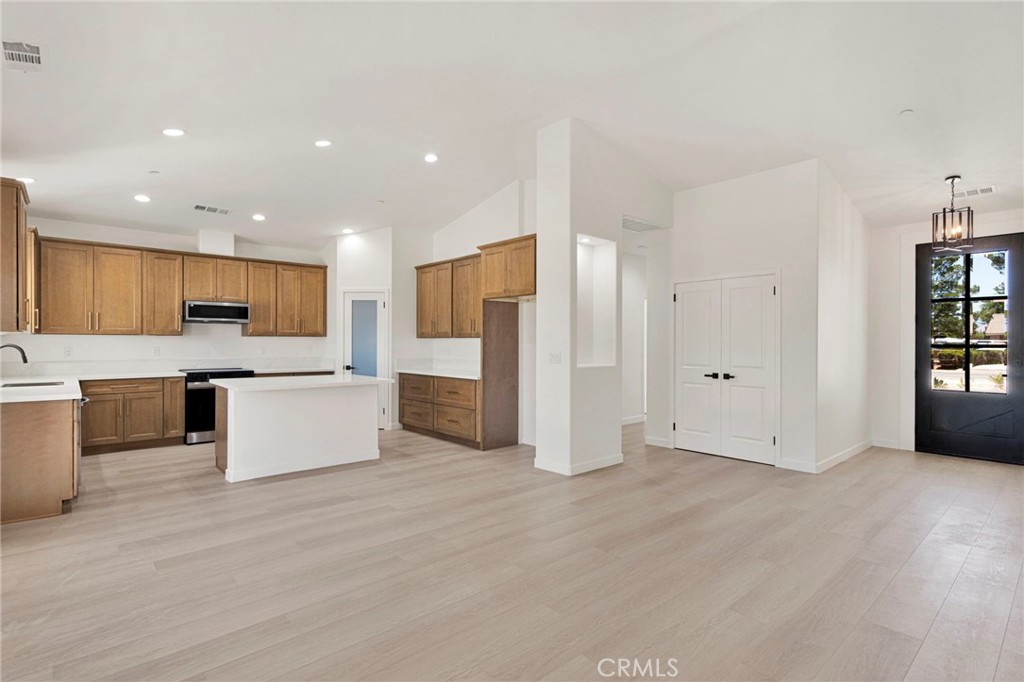 20112 Sahale Road Apple Valley, CA 92307 - Photo 16 of 67