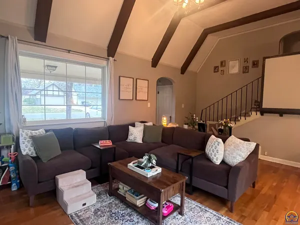 $240,000 | 1514 Southwest Oakley Avenue, Topeka, KS 66604