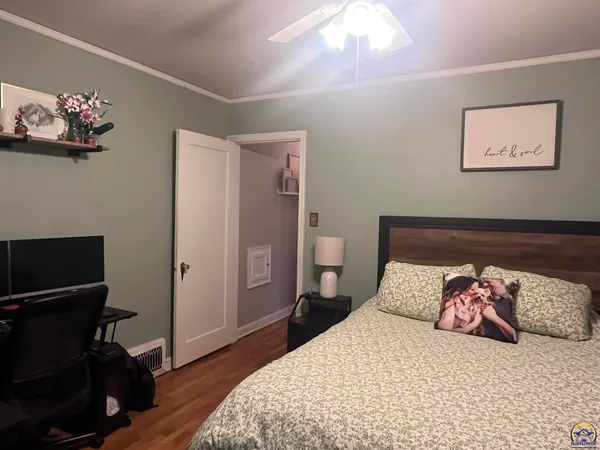 $240,000 | 1514 Southwest Oakley Avenue, Topeka, KS 66604
