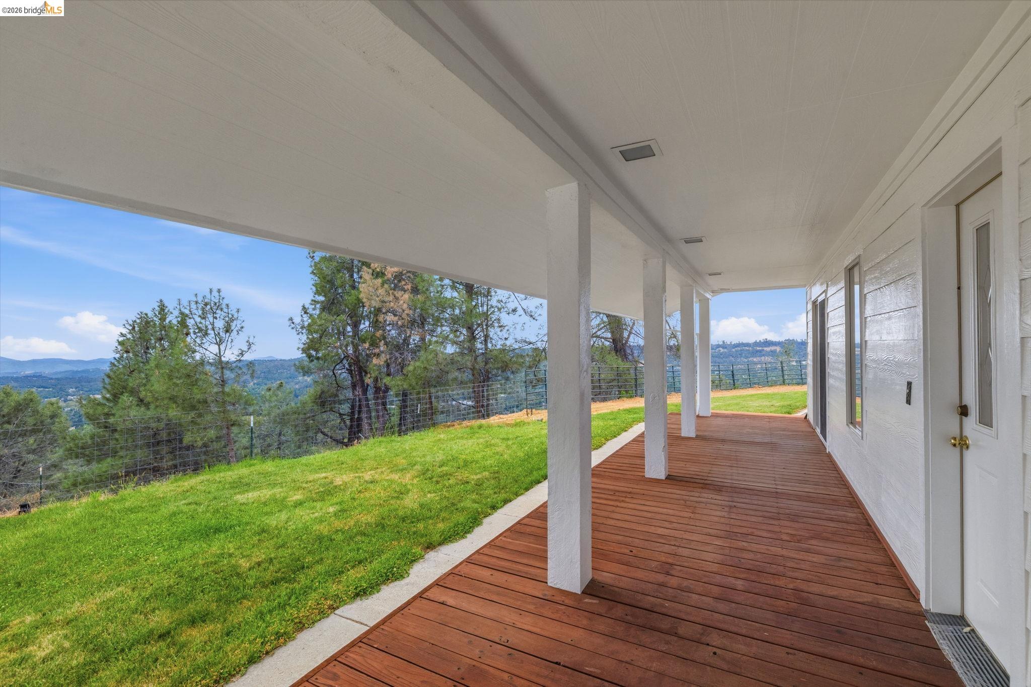 19466 Mira Monte Road Tuolumne, CA 95379 - Photo 6 of 43