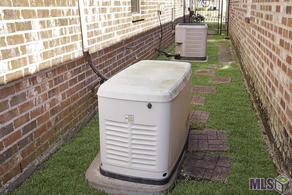 38562 Cardinal Court Prairieville, LA 70769 - Photo 1 of 2 Whole House Generator