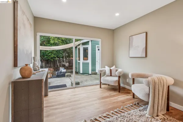 $895,000 | 3056 Roxbury Avenue, Oakland, CA 94605