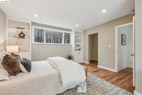 $895,000 | 3056 Roxbury Avenue, Oakland, CA 94605