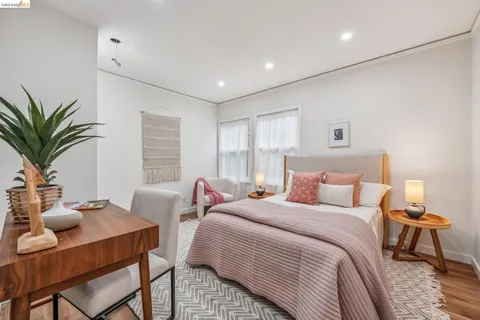 $895,000 | 3056 Roxbury Avenue, Oakland, CA 94605