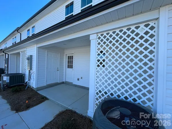 $1,495 | 662 West Cemetery Street, Salisbury, NC 28144