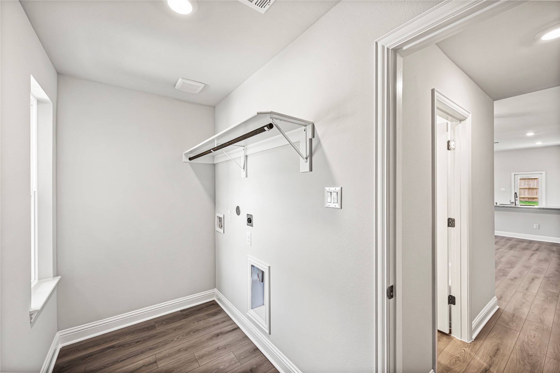 12825 Lime Stone Lane Conroe, TX 77303 - Photo 11 of 12 Laundry Room