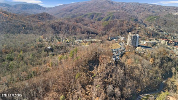 667 Turkey Nest Road Gatlinburg, TN 37738 - Photo 27 of 29 a view of city and mountain