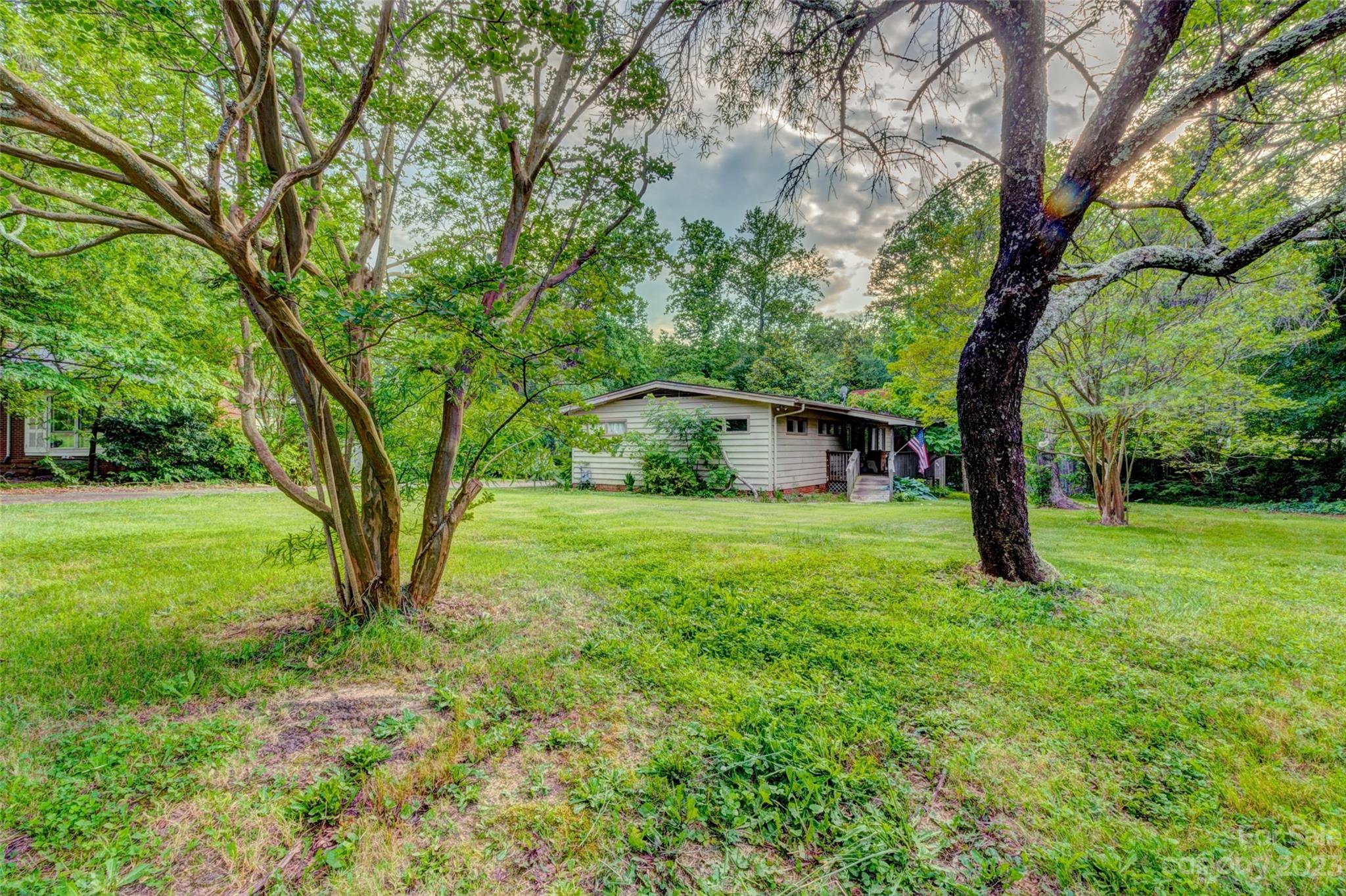 504 Melville Road Cherryville, NC 28021 - Photo 3 of 28 Gallery Image 3