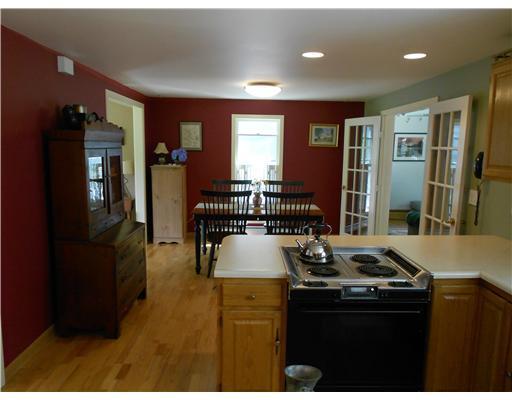 11 Rock Ridge Run Cumberland Center, ME 04021 - Photo 3 of 12 Kitchen.