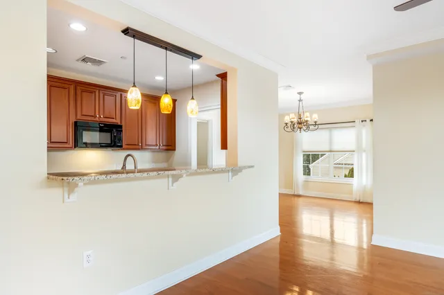 $525,000 | 332 Still Water Circle, Unit 332, Brookfield, CT 06804