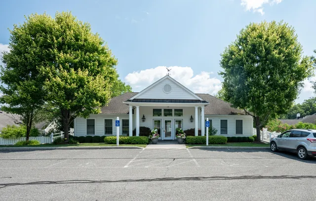 $525,000 | 332 Still Water Circle, Unit 332, Brookfield, CT 06804