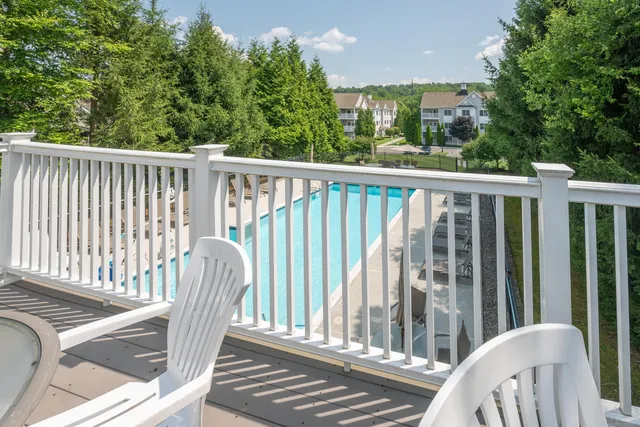 $525,000 | 332 Still Water Circle, Unit 332, Brookfield, CT 06804