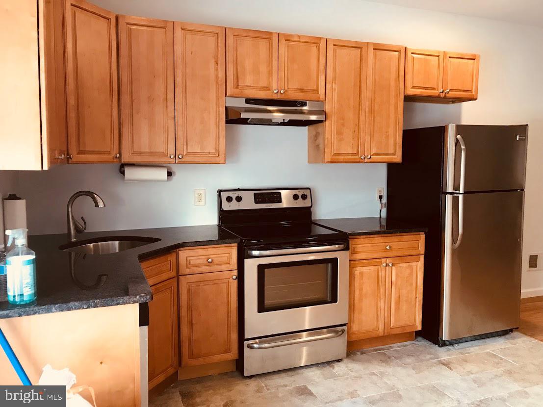 1738 Reed Street Philadelphia, PA 19146 - Photo 8 of 12