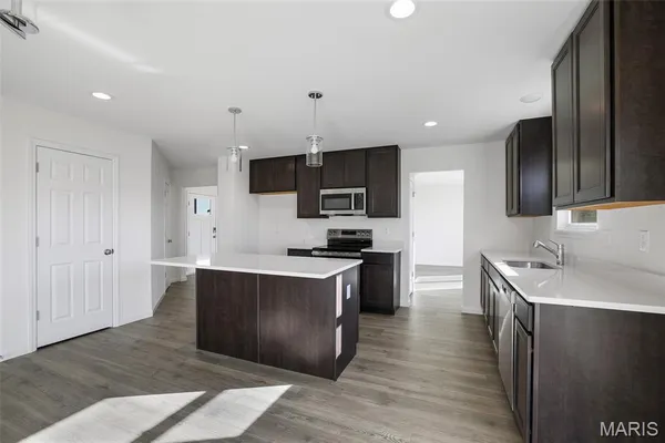 $358,264 | 2338 Reiff Drive, Florissant, MO 63031