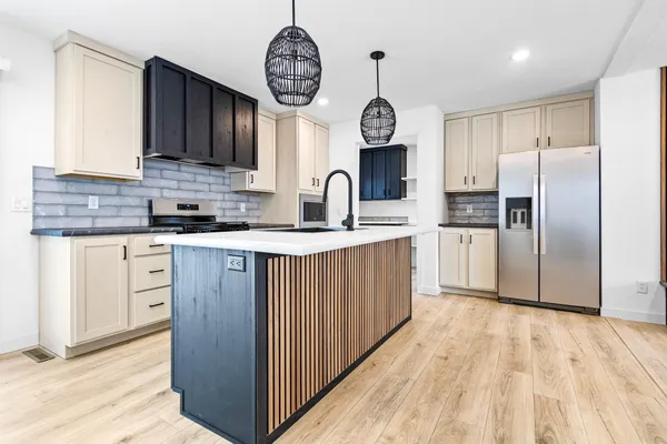 $244,900 | 118 Division Street, Sandstone, MN 55072