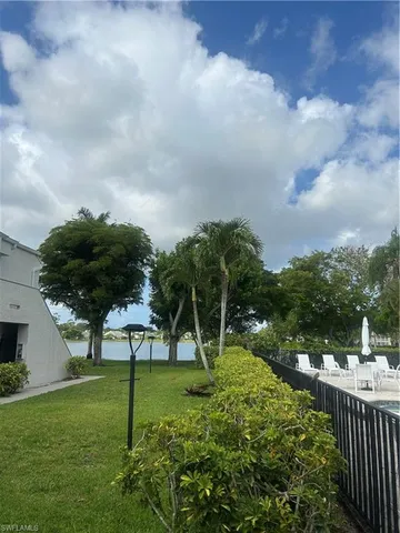 $189,900 | 3062 Kings Lake Boulevard, Unit 7511, Naples, FL 34112