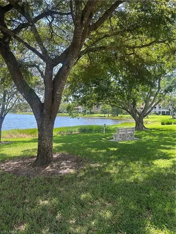 $189,900 | 3062 Kings Lake Boulevard, Unit 7511, Naples, FL 34112