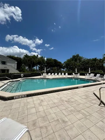 $189,900 | 3062 Kings Lake Boulevard, Unit 7511, Naples, FL 34112