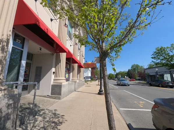 $1,995 | 22 South Main Street, Unit 205, Rochester, NH 03867