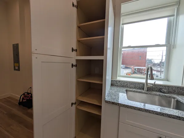 $1,995 | 22 South Main Street, Unit 205, Rochester, NH 03867