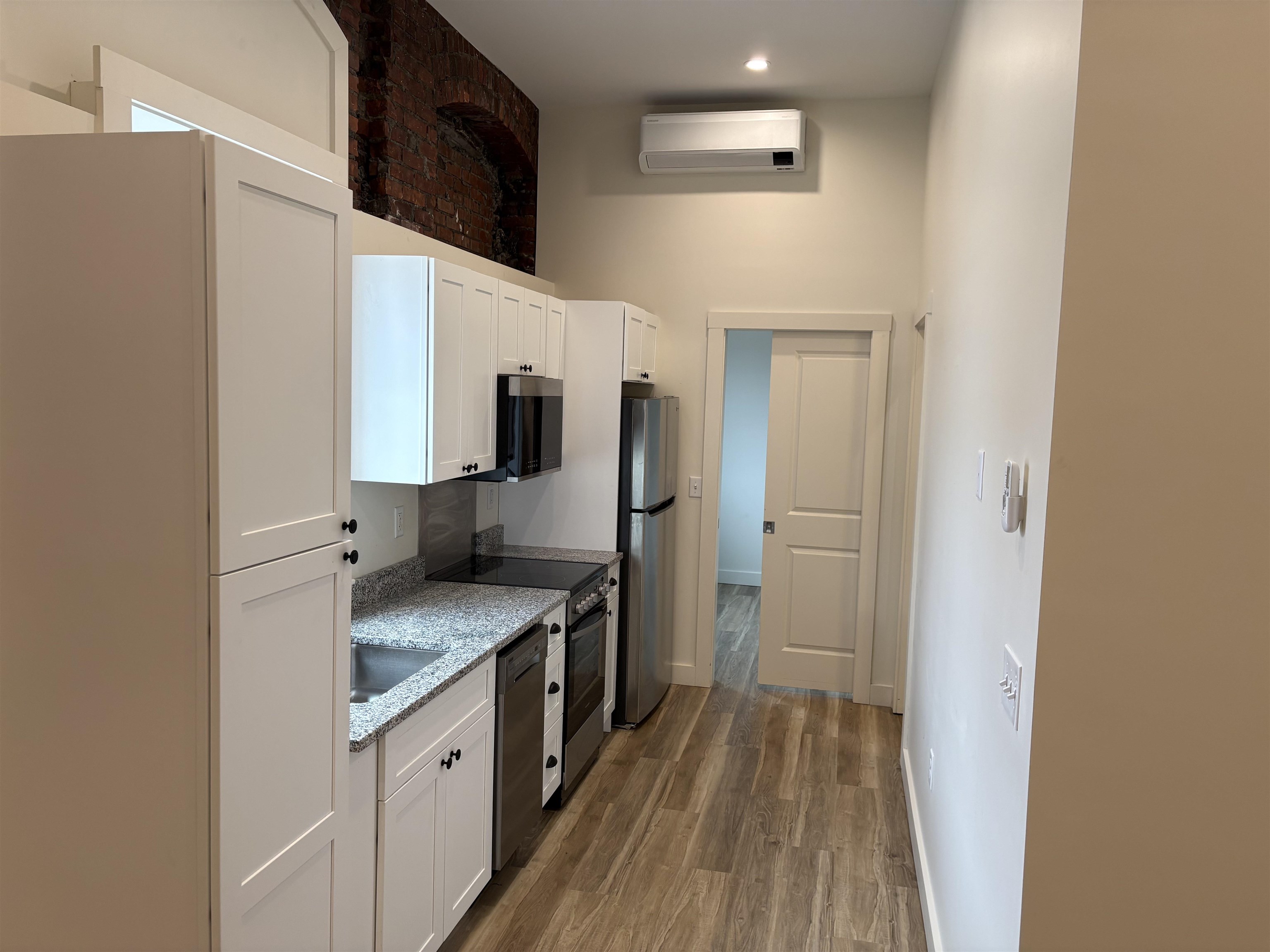 22 South Main Street, Unit 205 Rochester, NH 03867 - Photo 23 of 42