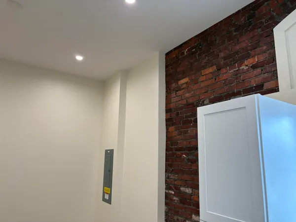 $1,995 | 22 South Main Street, Unit 205, Rochester, NH 03867