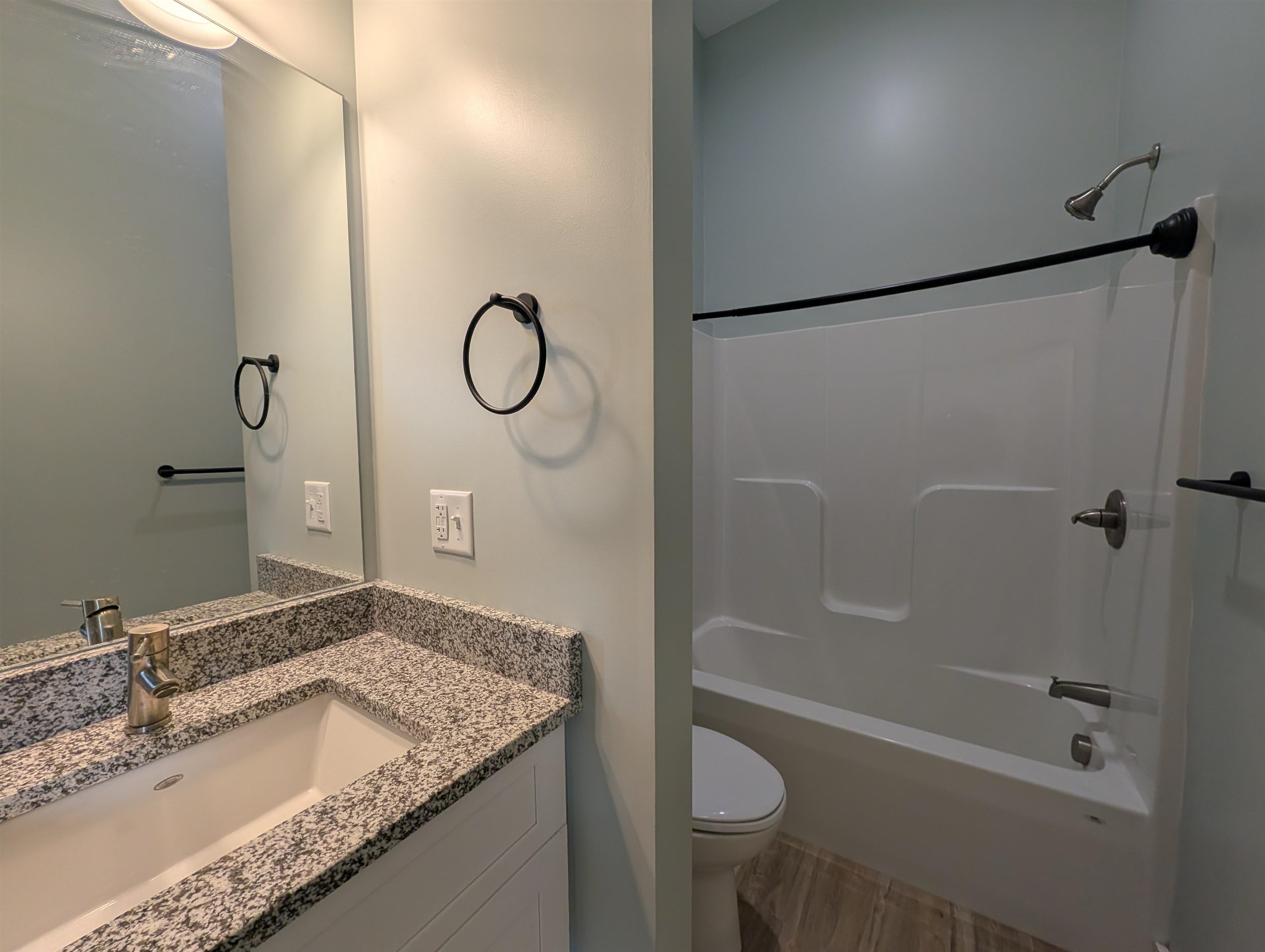 22 South Main Street, Unit 205 Rochester, NH 03867 - Photo 25 of 42