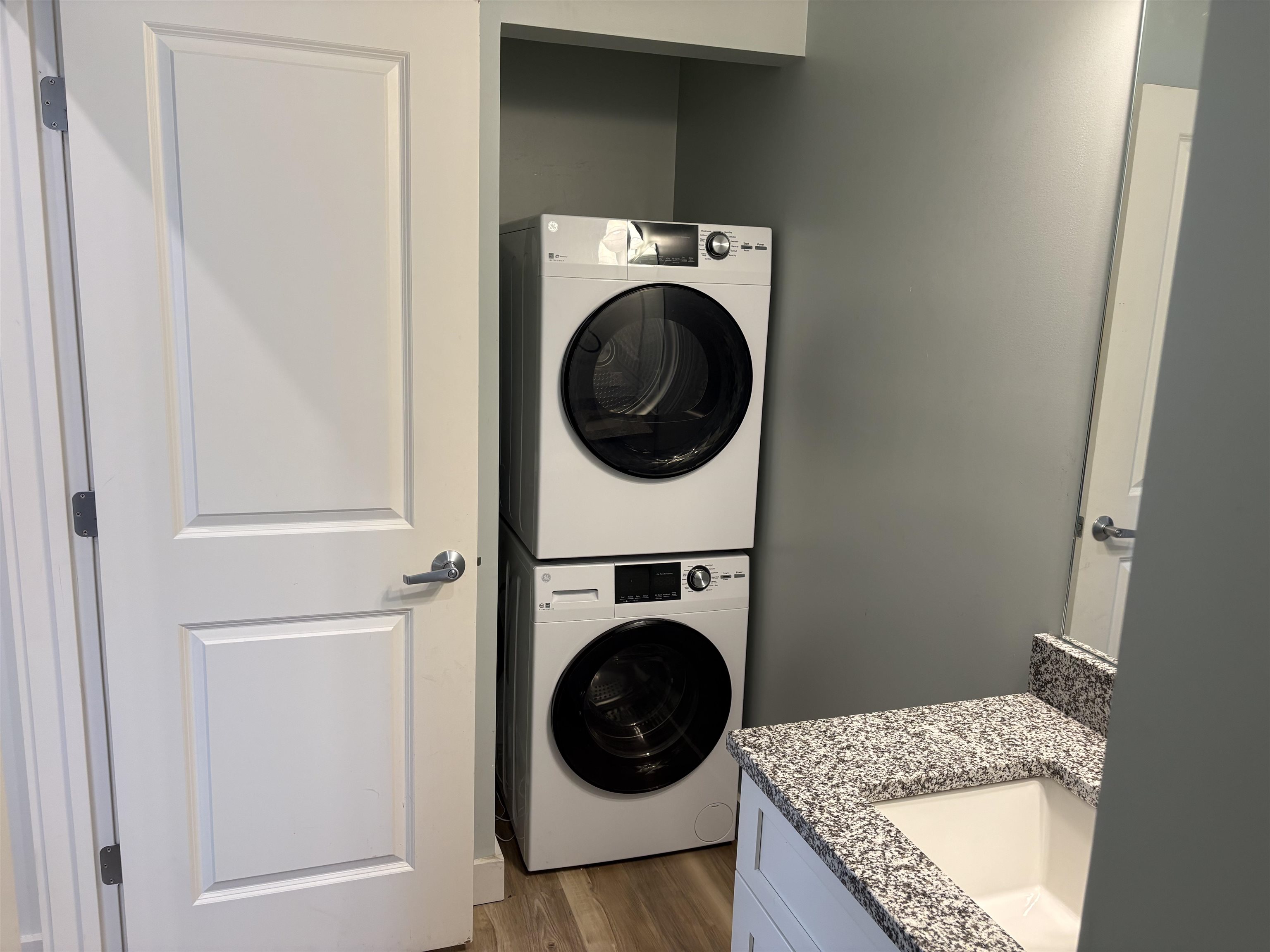 22 South Main Street, Unit 205 Rochester, NH 03867 - Photo 30 of 42