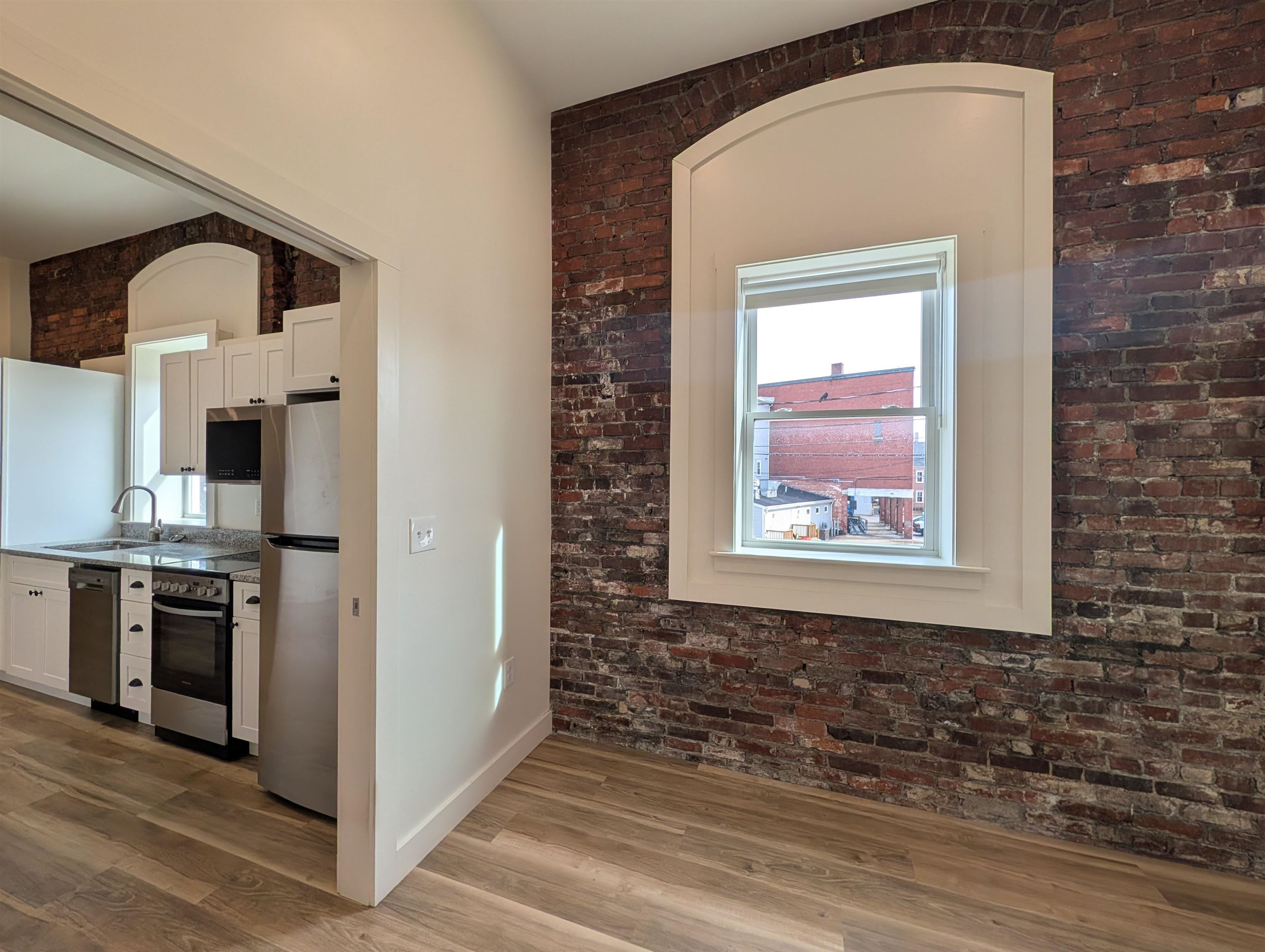 22 South Main Street, Unit 205 Rochester, NH 03867 - Photo 32 of 42