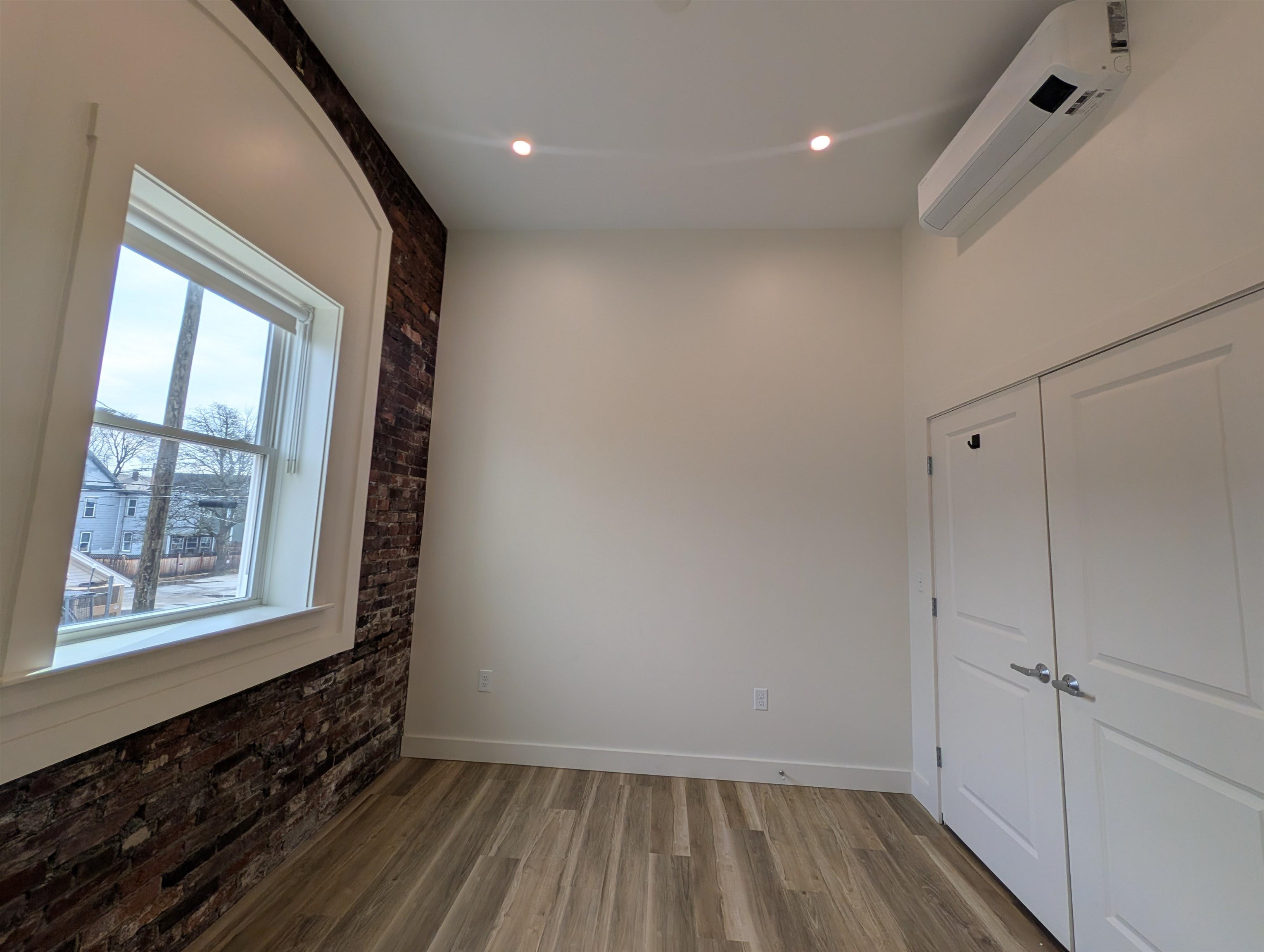 22 South Main Street, Unit 205 Rochester, NH 03867 - Photo 33 of 42