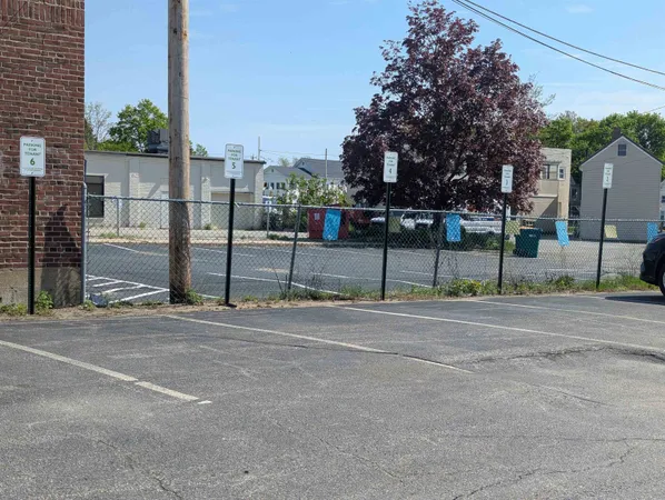 $1,995 | 22 South Main Street, Unit 205, Rochester, NH 03867