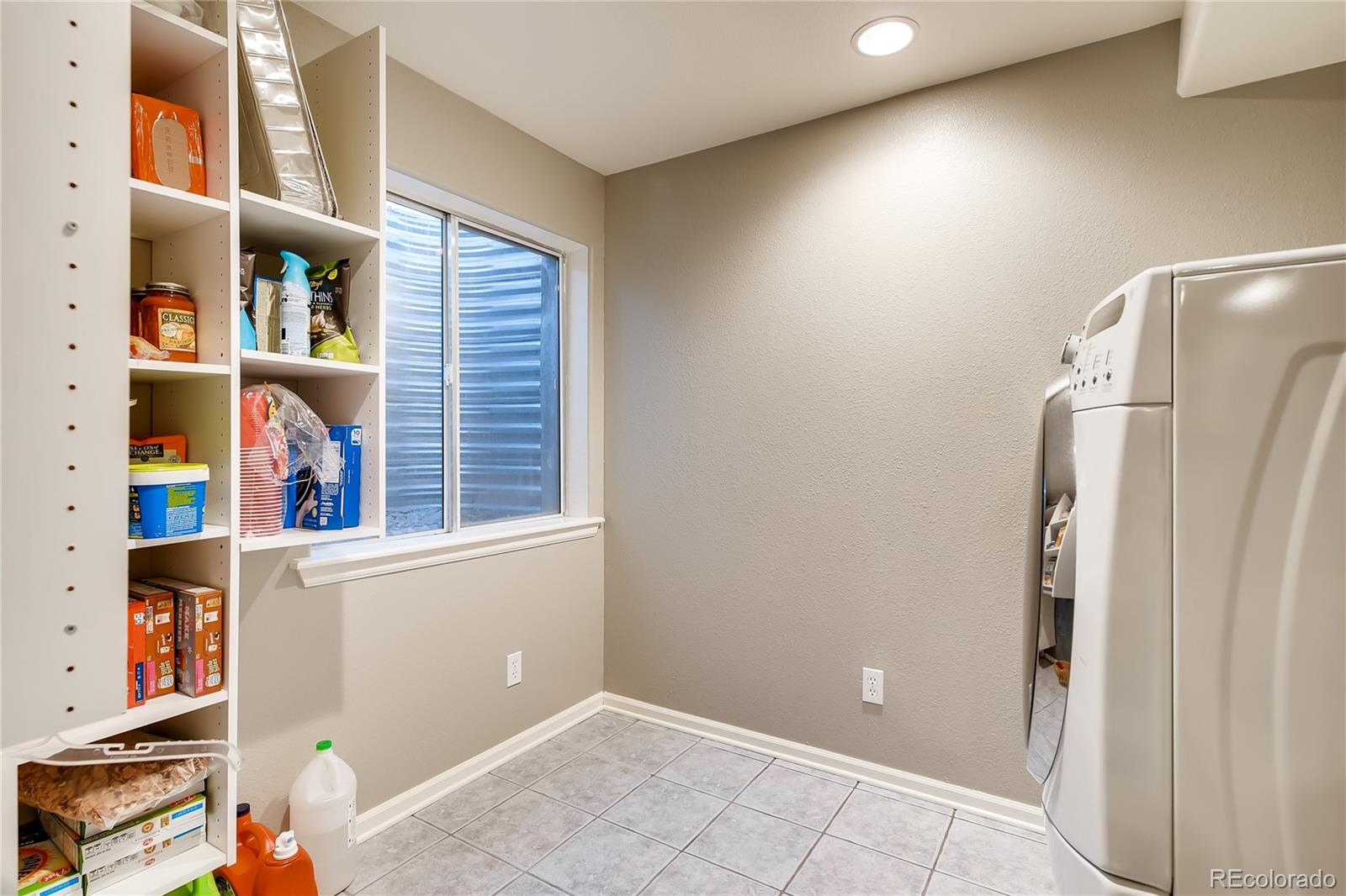9722 Adelaide Court Highlands Ranch, CO 80130 - Photo 23 of 28 Gallery Image 23