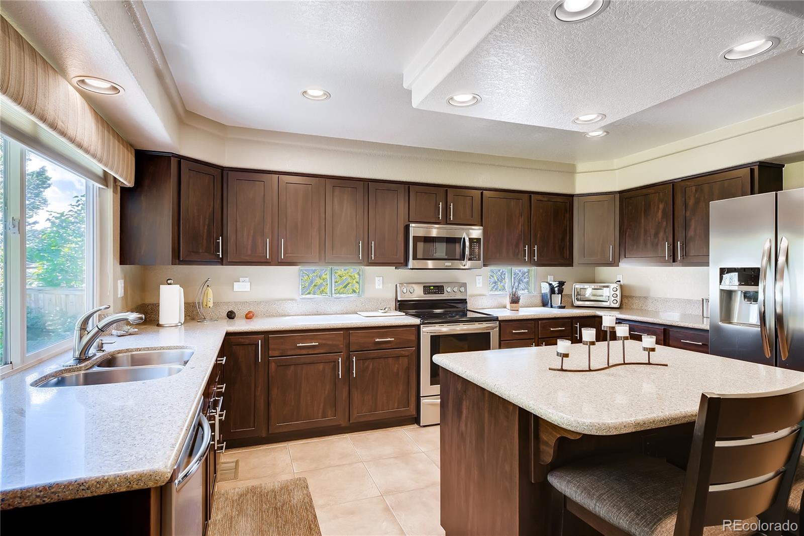 9722 Adelaide Court Highlands Ranch, CO 80130 - Photo 8 of 28 Gallery Image 8