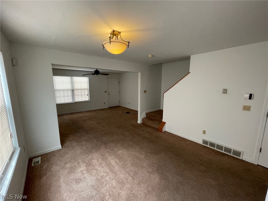 4444 Sexton Road Cleveland, OH 44105 - Photo 4 of 9
