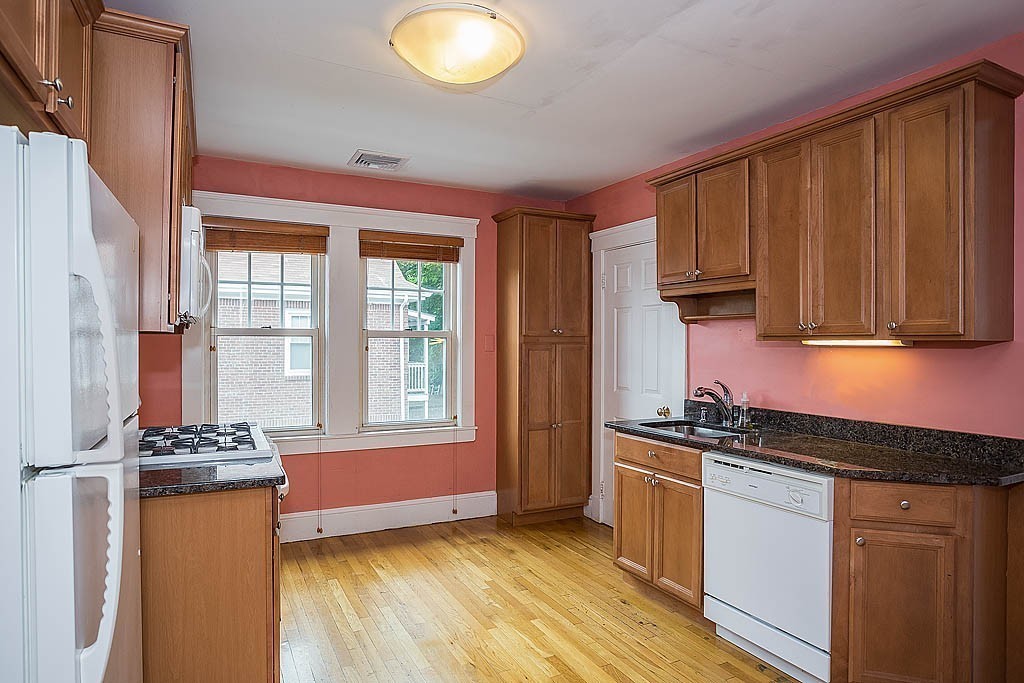 35 Channing Road, Unit 35 Belmont, MA 02478 - Photo 6 of 15 Gallery Image 6