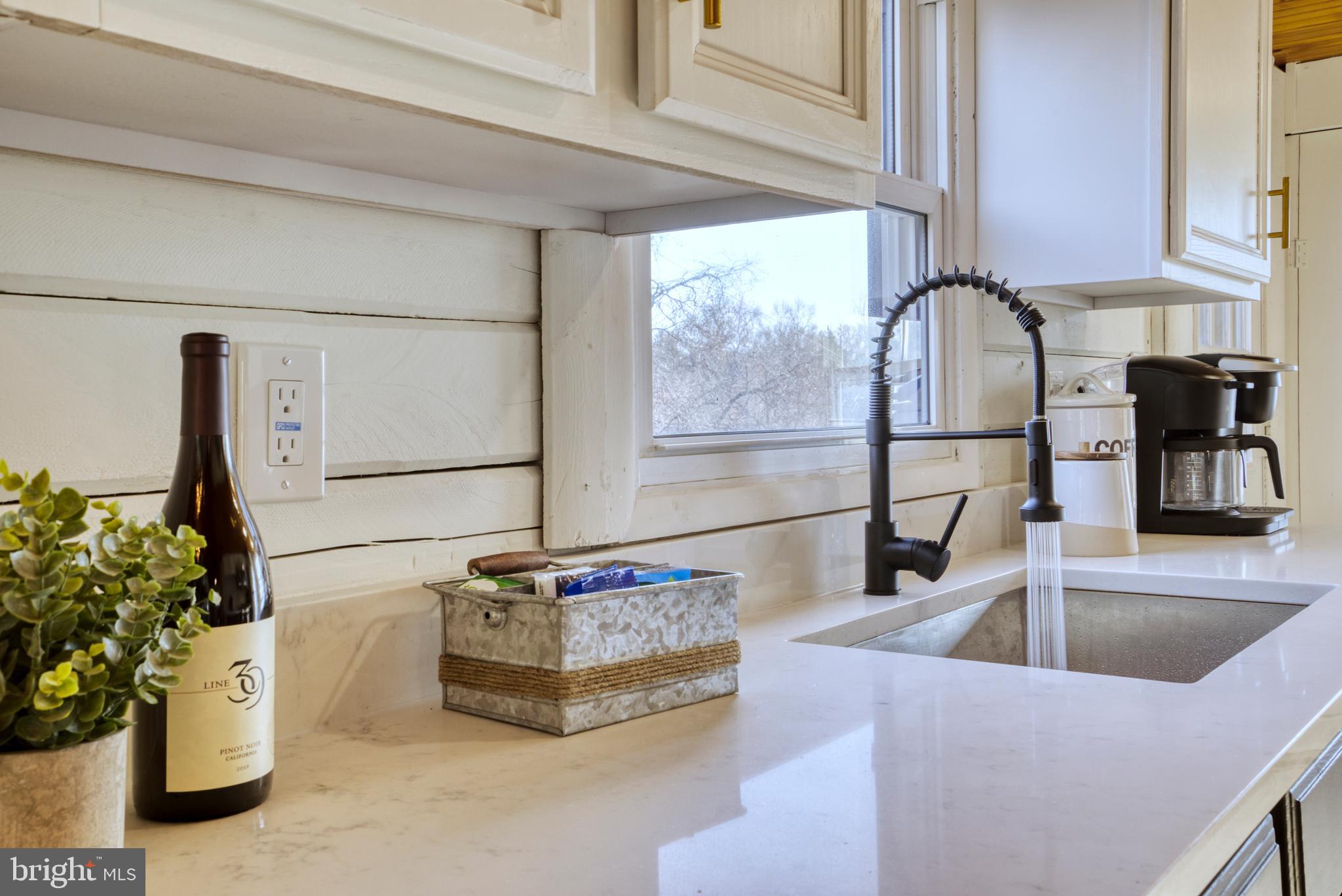 18 Naomi Road Fredericksburg, VA 22405 - Photo 27 of 72 Kitchen