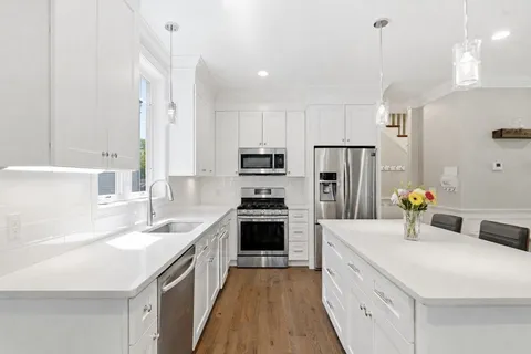 $945,000 | 33 Charles Street, Unit 33, Watertown, MA 02472