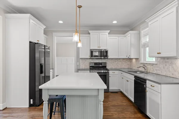 $529,900 | 7231 Neville Drive, Ooltewah, TN 37363