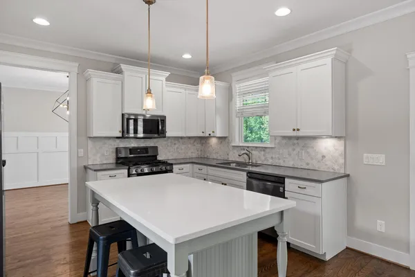 $529,900 | 7231 Neville Drive, Ooltewah, TN 37363