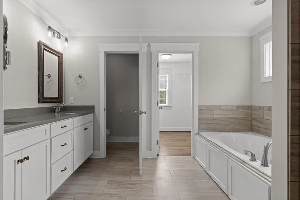 $529,900 | 7231 Neville Drive, Ooltewah, TN 37363